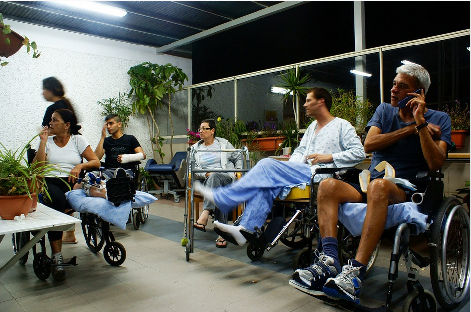injured persons in hospital